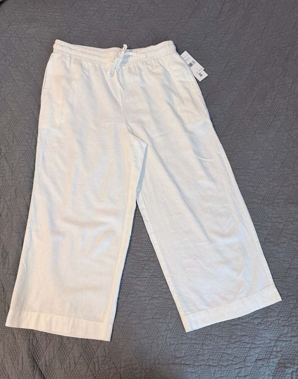 NWT Women's White Linen Blend Wide Leg Crop Pants L